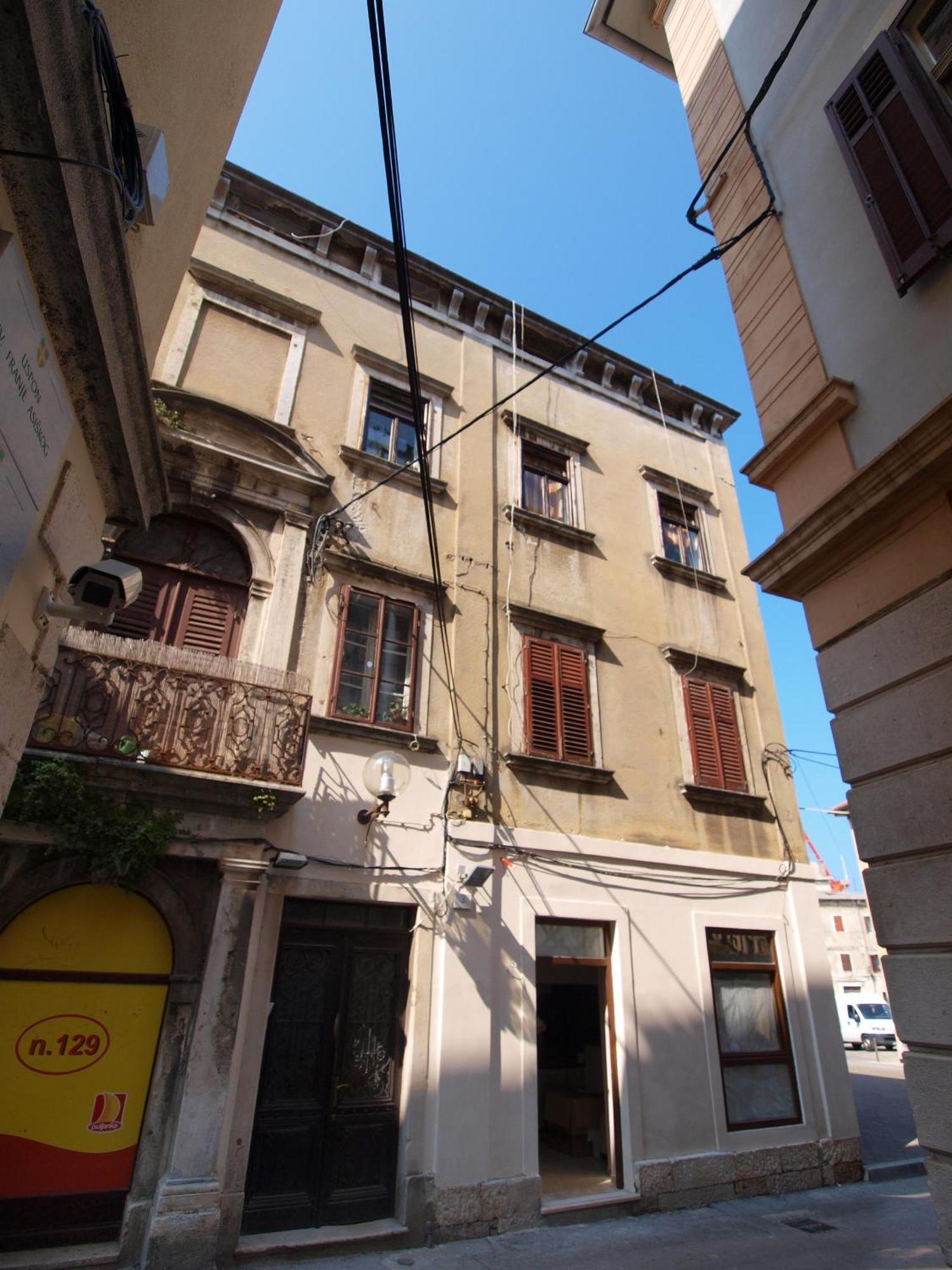 PUY Studio On Main Pedestrian Street 아파트 객실 사진