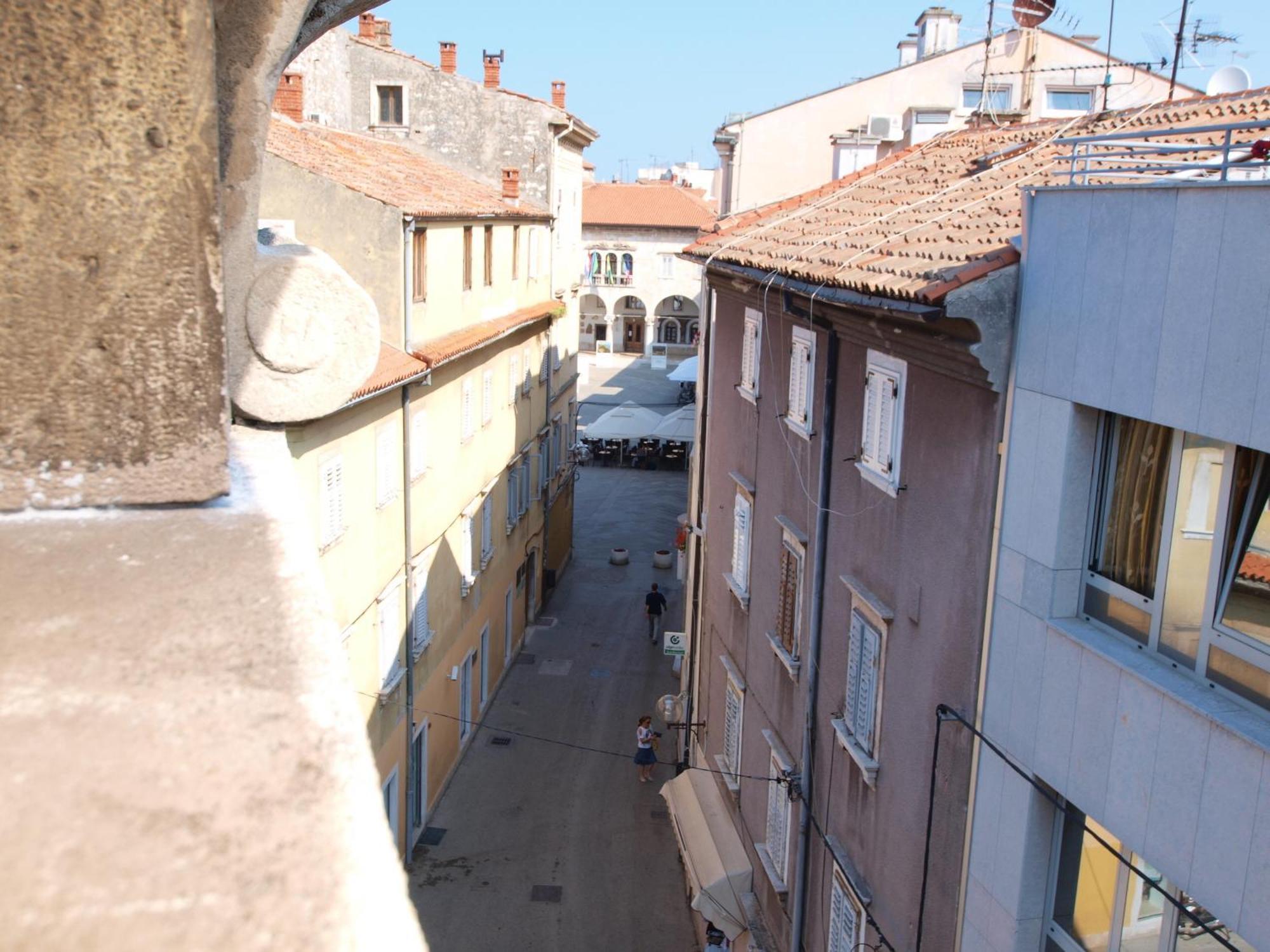 PUY Studio On Main Pedestrian Street 아파트 객실 사진